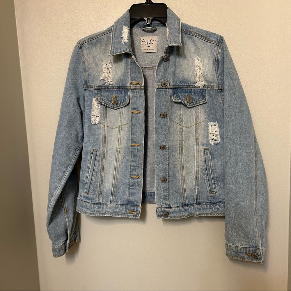 Love Tree Womens Denim Jean‎ Jacket Distressed Cotton Pockets Buttons Small EUC